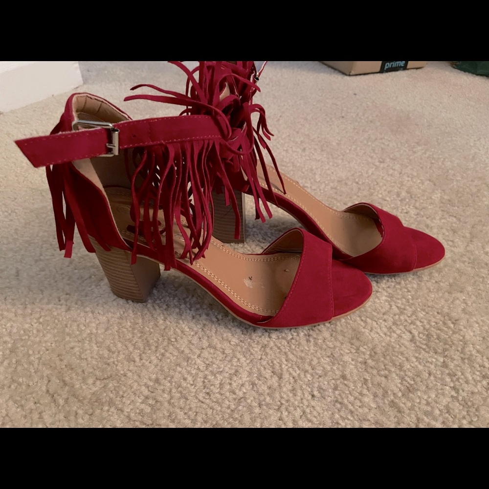 SEXY RED TASSEL SANDAL WITH HEEL
